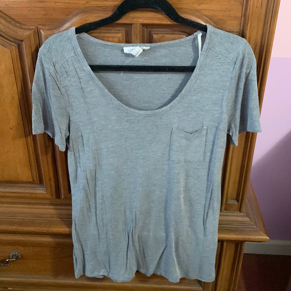 *FINAL SALE, LAST CHANCE* Forever 21 Loose Fitting Gray Tee, Size M